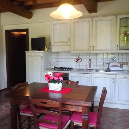 Apartments Borgo Toscano Gambassi Terme Ruang foto