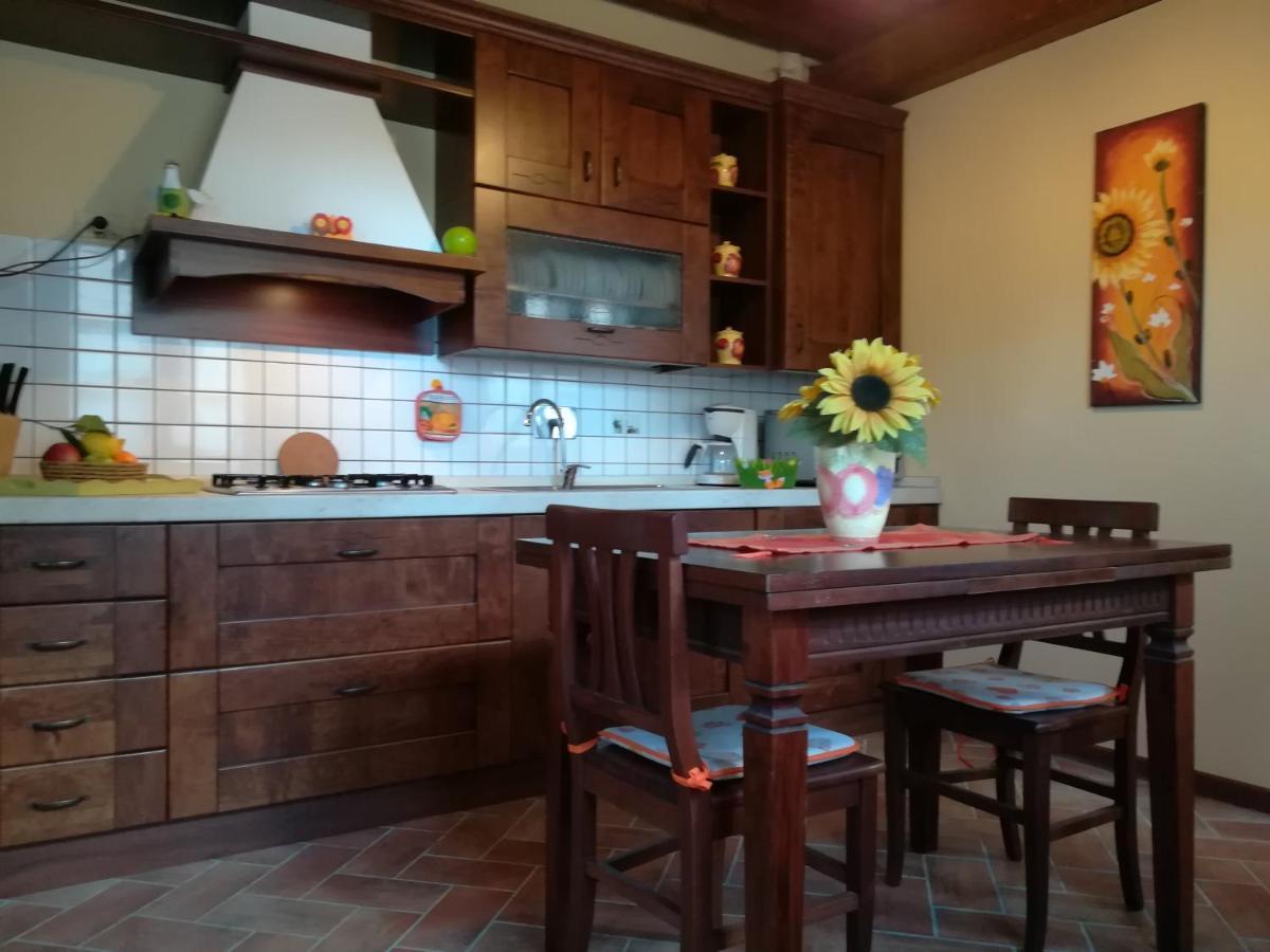 Apartments Borgo Toscano Gambassi Terme Bagian luar foto