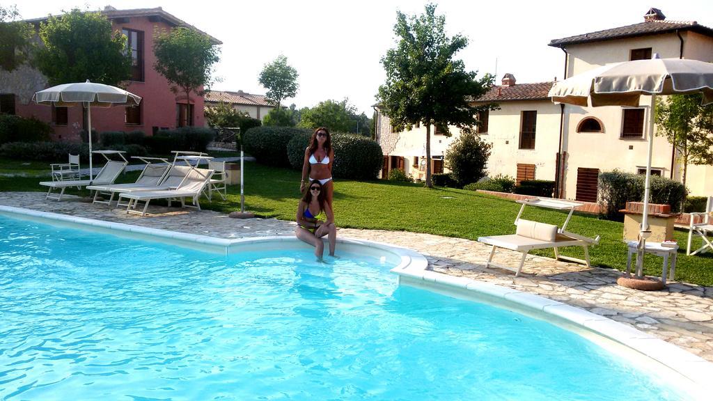 Apartments Borgo Toscano Gambassi Terme Bagian luar foto