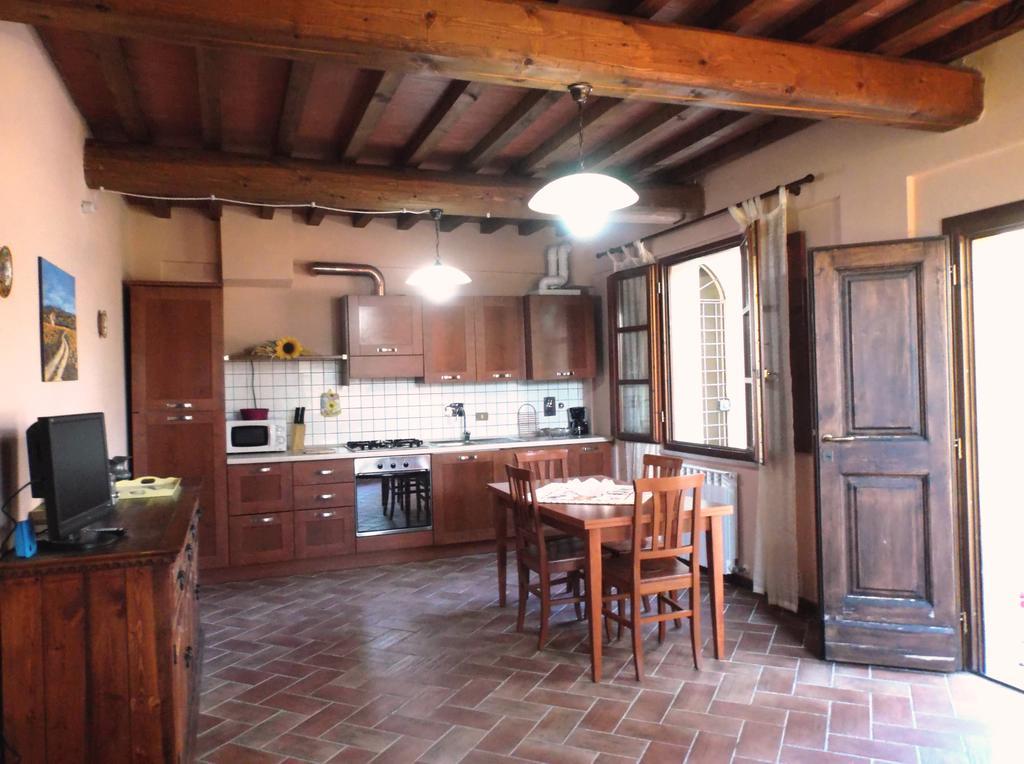 Apartments Borgo Toscano Gambassi Terme Ruang foto