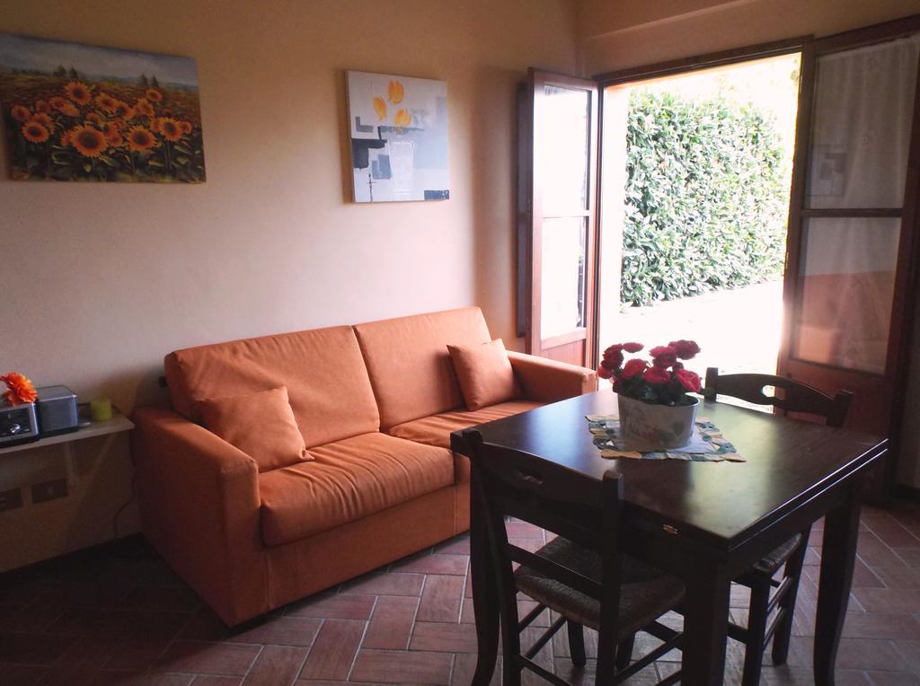 Apartments Borgo Toscano Gambassi Terme Ruang foto
