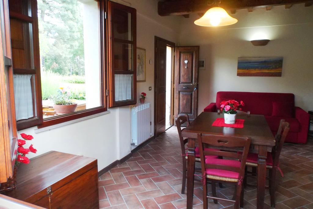 Apartments Borgo Toscano Gambassi Terme Bagian luar foto