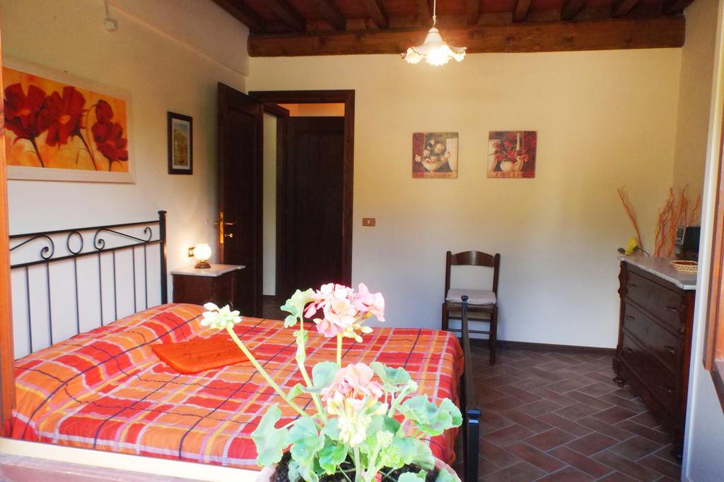 Apartments Borgo Toscano Gambassi Terme Bagian luar foto