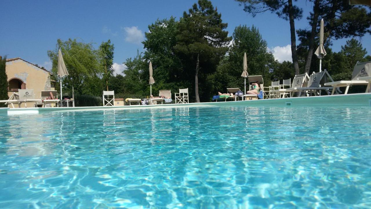 Apartments Borgo Toscano Gambassi Terme Bagian luar foto